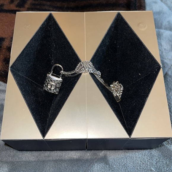 Preloved Christian Dior necklace great condition comes with box. - Picture 11 of 16